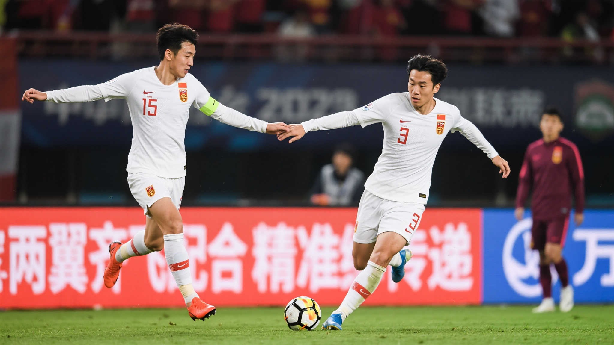 当然，仅凭一场亮眼胜利并不足够说明问题，但结合整个